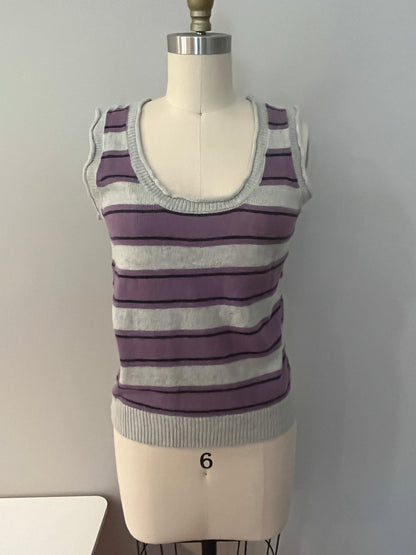 Stripe crew neck knit vest
