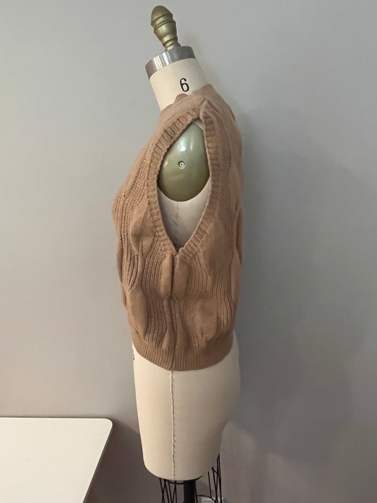 Camel crew neck vest