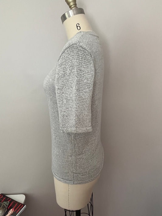 Heather gray short sleeve knit top