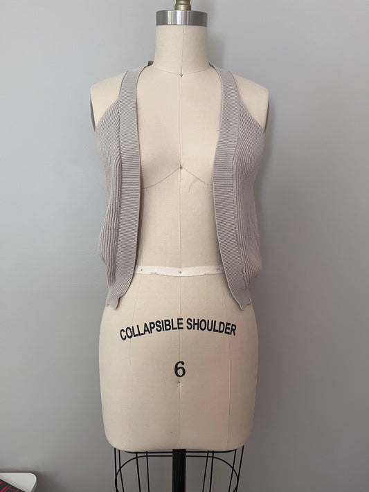 Pebble sleeveless cardigan