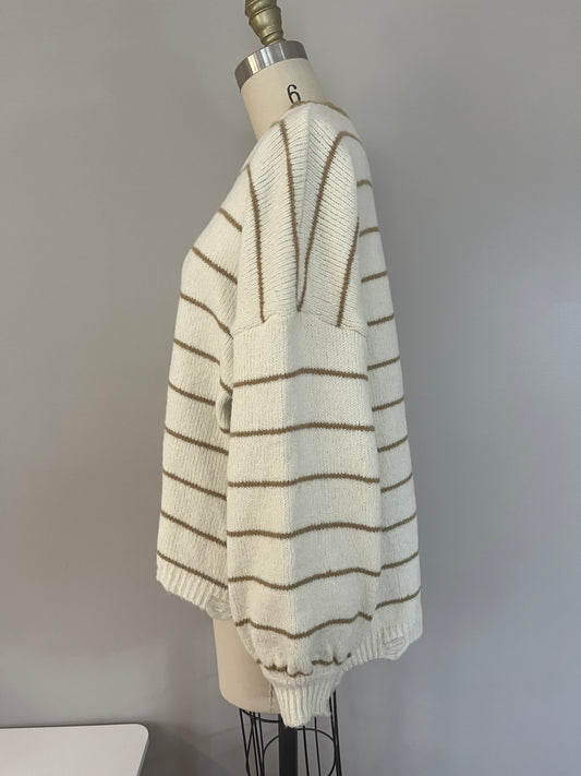 Cream crewneck strip Pullover