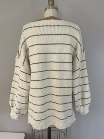 Cream crewneck strip Pullover